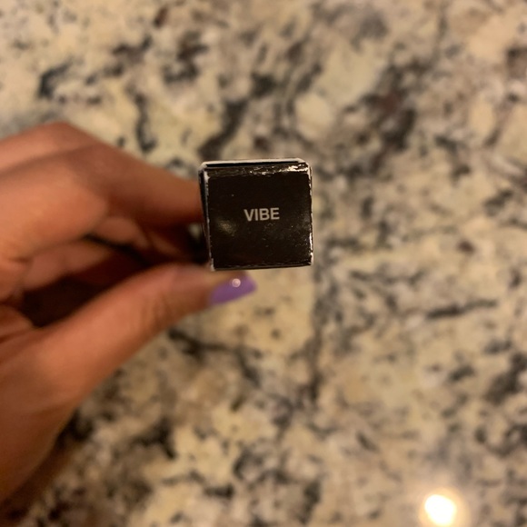 Laura Mercier Matte lipstick - Picture 5 of 8